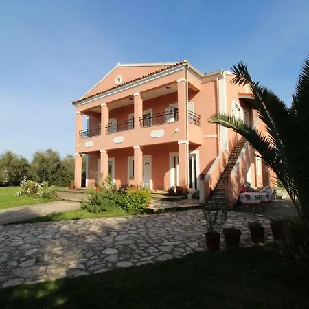 Karoubis Studio Kavallouri Экстерьер фото