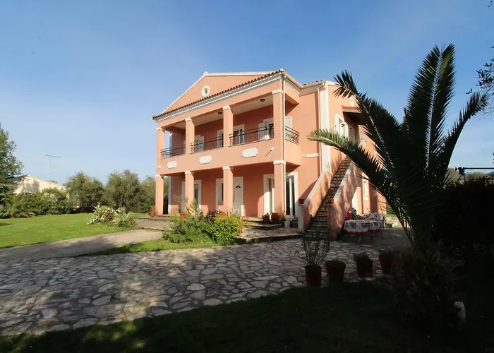 Karoubis Studio